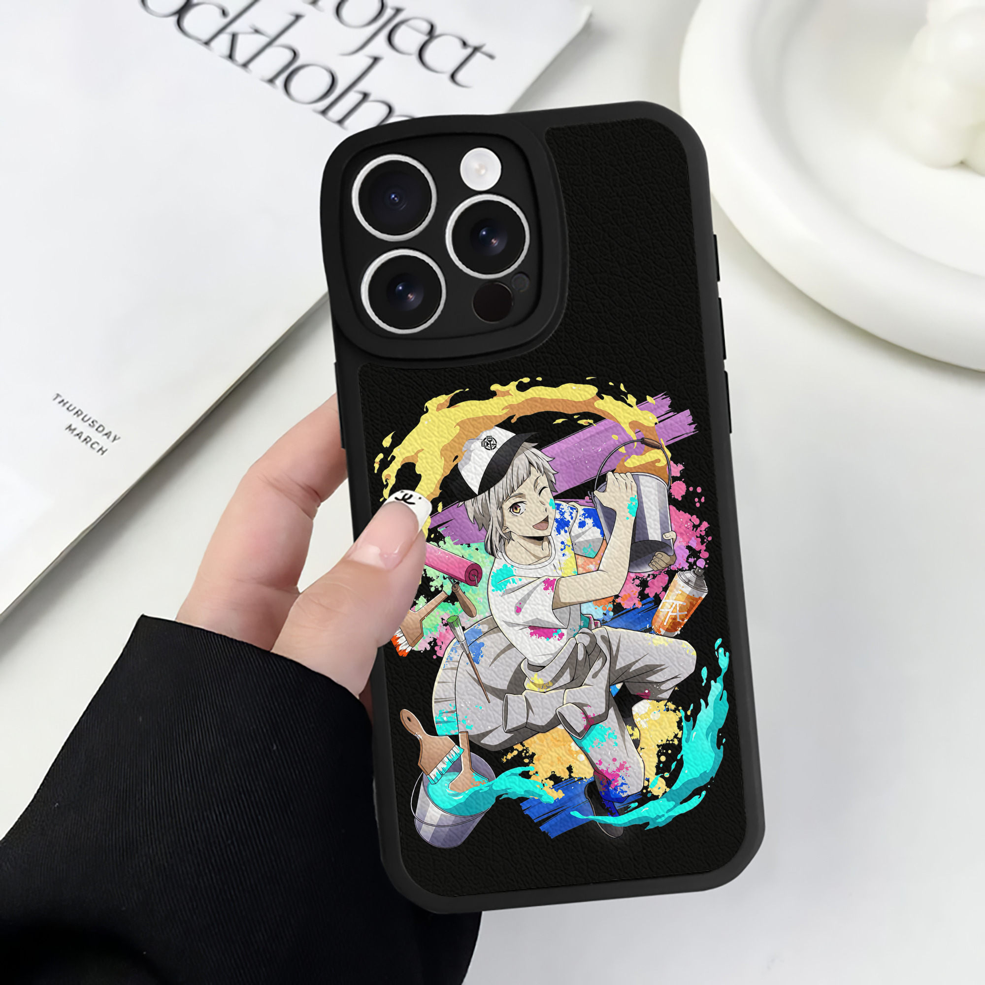 （画像用） 文豪ストレイドッグス Bungo Stray Dogs 【iPhone 16シリーズ対応】シリコンスマホケース（レザー調） 材質：シリコン